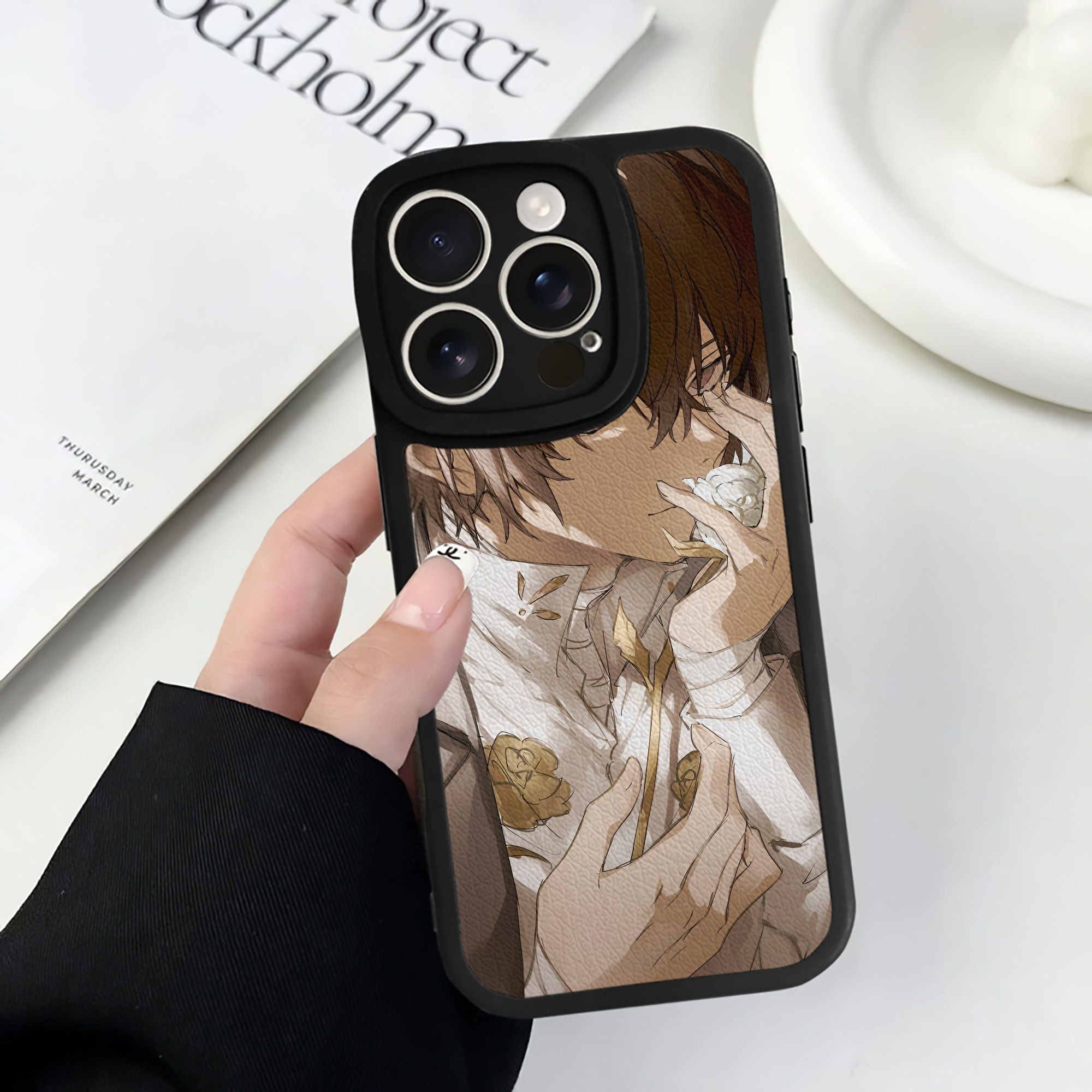 （画像用） 文豪ストレイドッグス Bungo Stray Dogs 【iPhone 16シリーズ対応】シリコンスマホケース（レザー調） 材質：シリコン